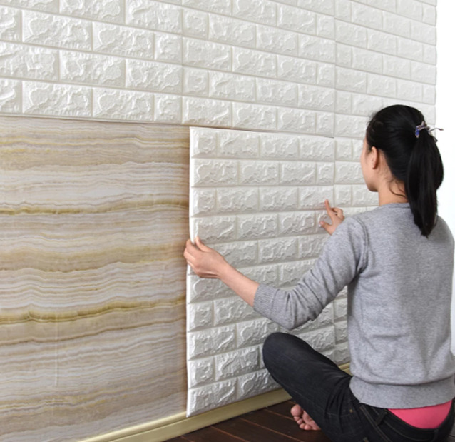 Langkah Benar Cara Memasang Wallpaper Dinding dengan Rapi