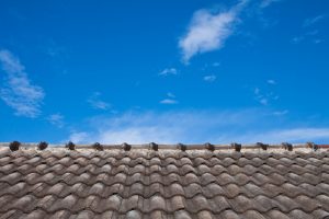Cara Mengatasi Atap Rumah Bocor