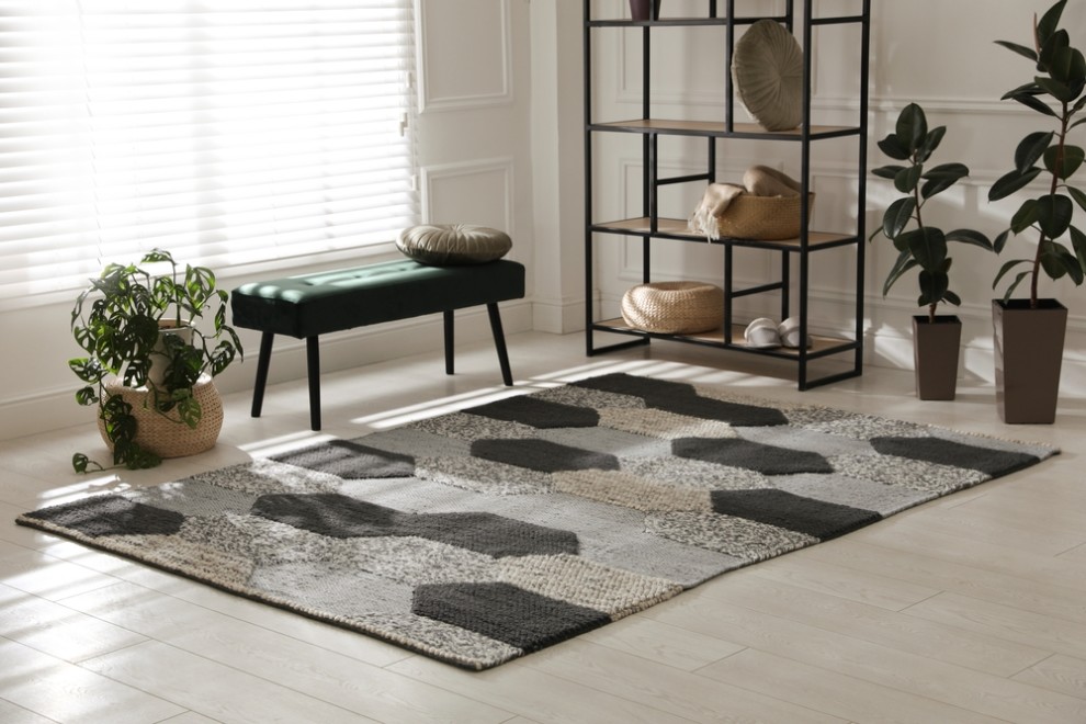 Begini Tips Merawat Karpet Rumah Agar Jauh Debu dan Lembab