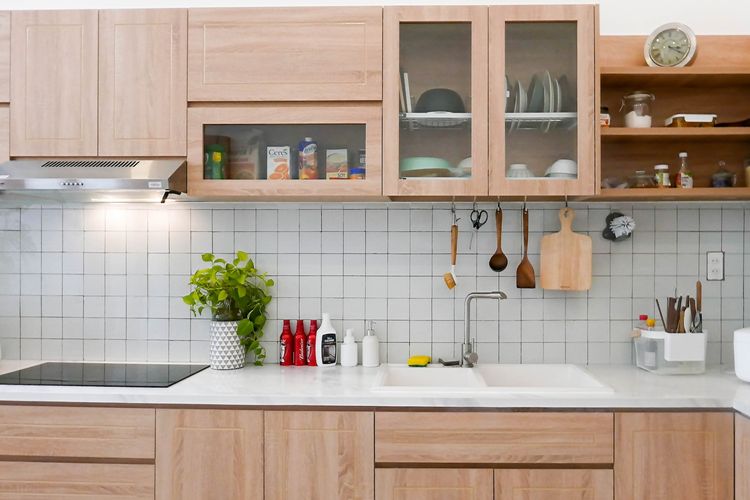 5 Panduan Cara Menata Peralatan Dapur agar Terlihat Rapi dan Bersih